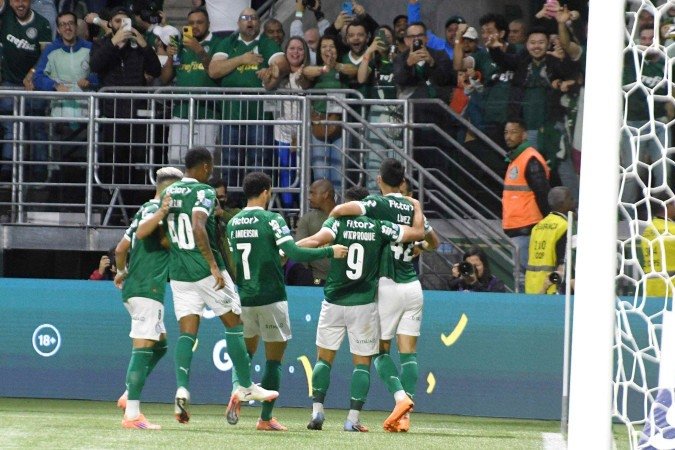 Palmeiras vive simbiose entre jogadores e torcida