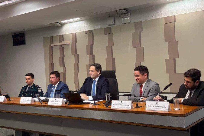 O deputado propôs equiparar o poder de fogo das forças policiais ao das facções e garantir a continuidade das operações de ocupação - (crédito: Divulgação) O deputado propôs equiparar o poder de fogo das forças policiais ao das facções e garantir a continuidade das operações de ocupação - (crédito: Divulgação)