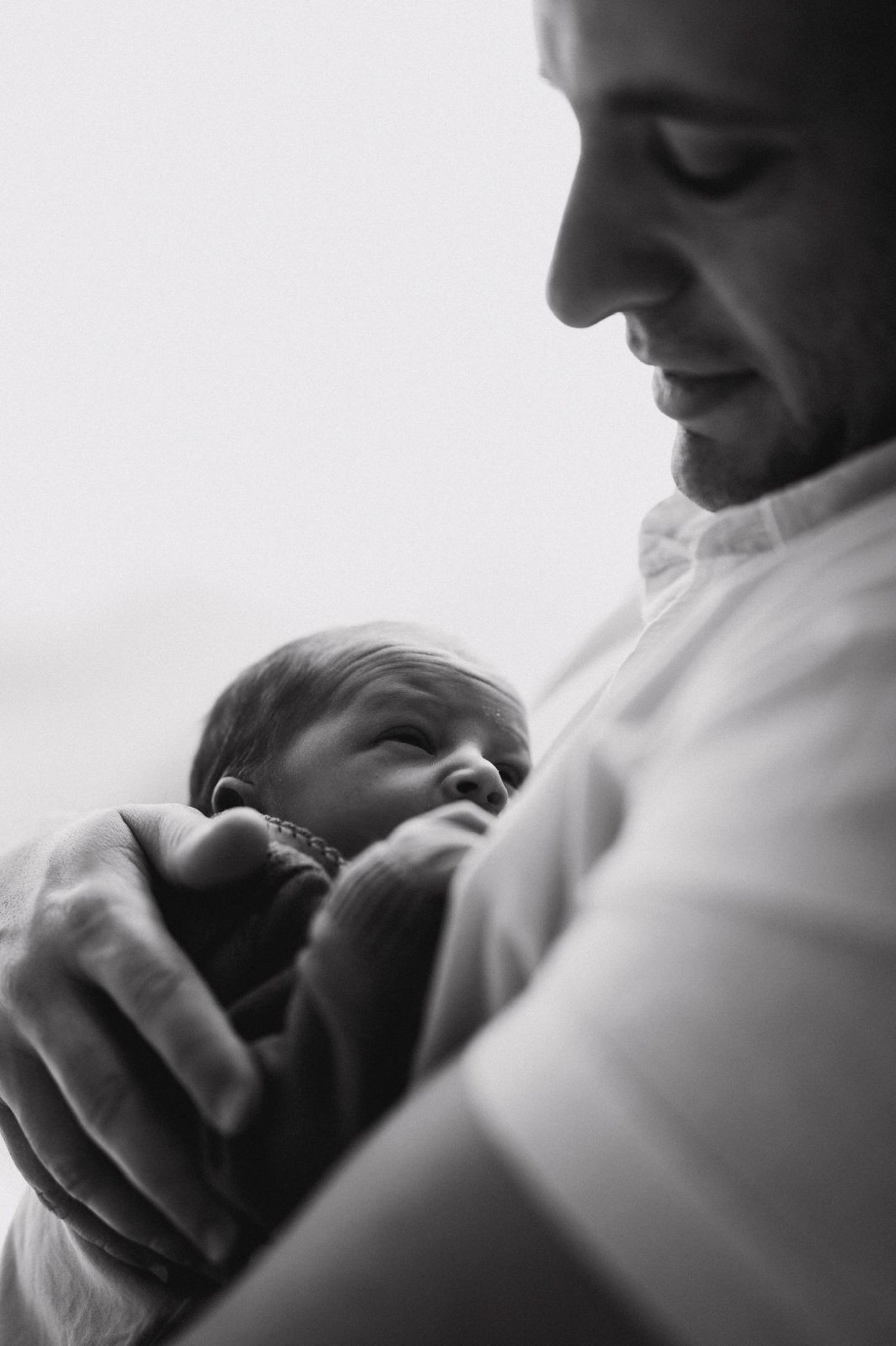 Licença-paternidade, aprovada pela Câmara, reforça vínculo e divide responsabilidades. 