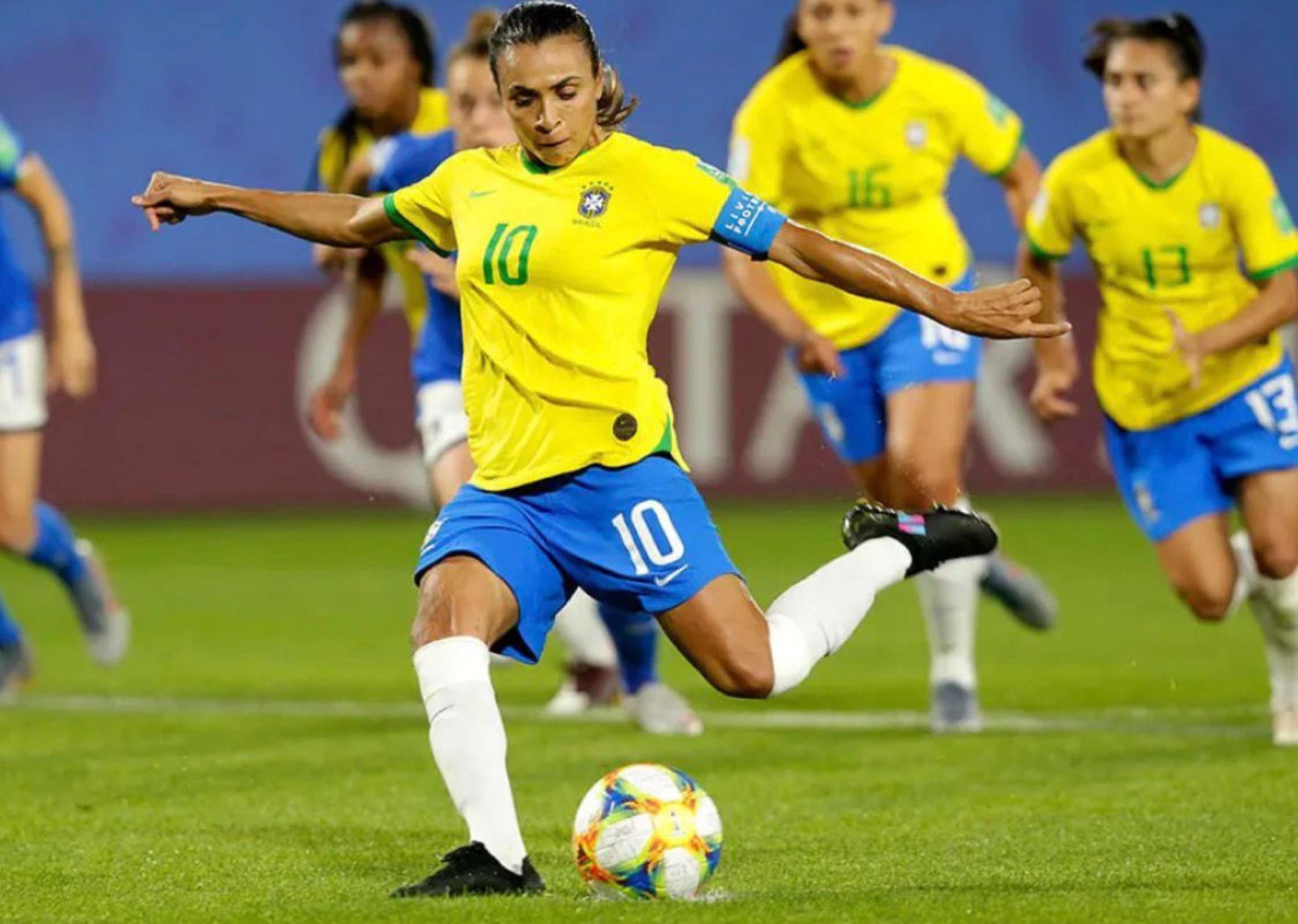 Guerra na TV pelo futebol feminino vai mudar tudo no Brasil