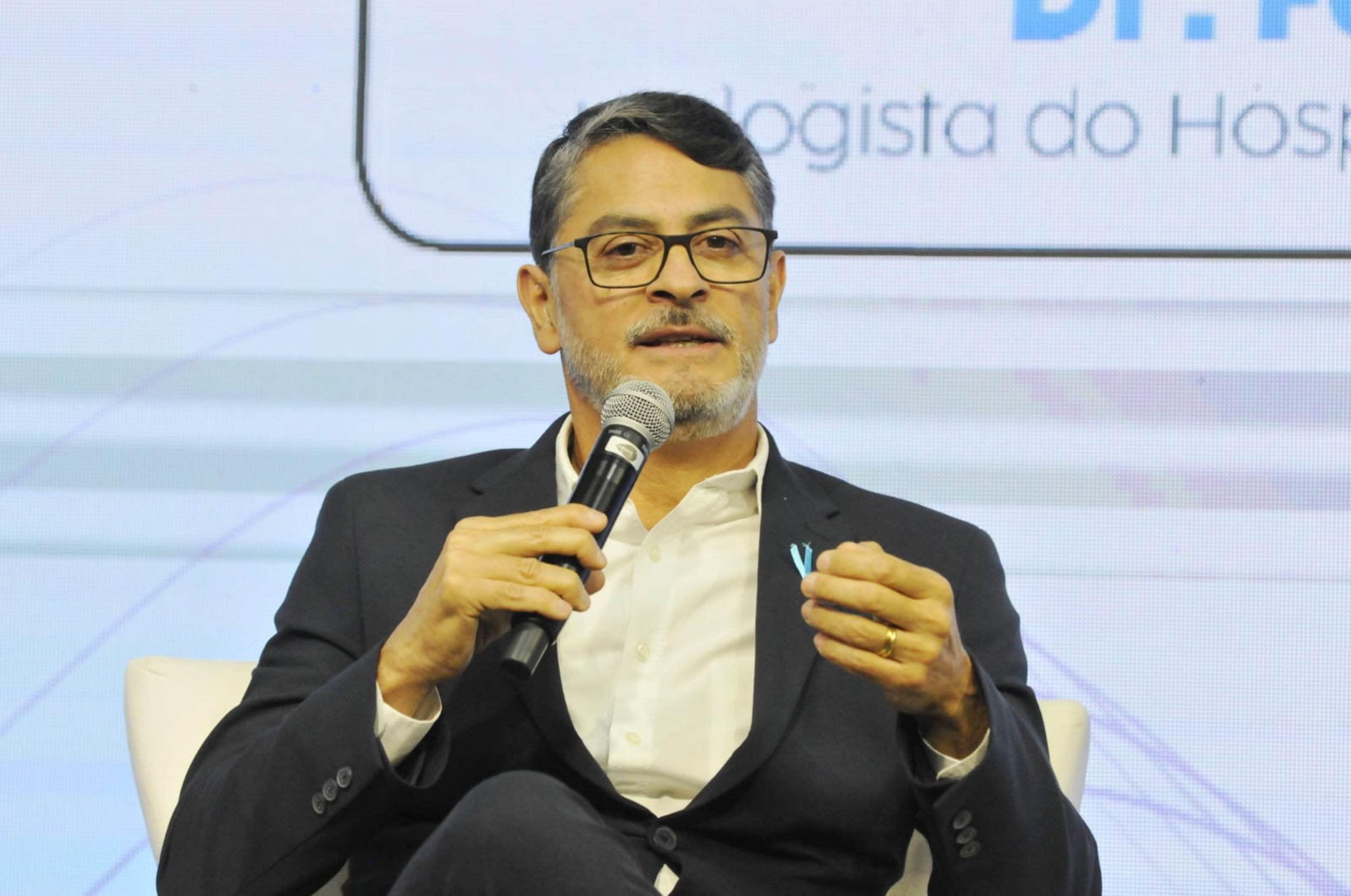 Dr Fernando Diaz no CB Debate Novembro Azul