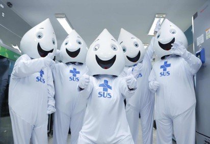 Interessados devem levar um documento de identifica&ccedil;&atilde;o v&aacute;lido e com foto, al&eacute;m da caderneta de vacina -  (crédito: Divulga&ccedil;&atilde;o/SES-DF) -Interessados devem levar um documento de identifica&ccedil;&atilde;o v&aacute;lido e com foto, al&eacute;m da caderneta de vacina -  (crédito: Divulga&ccedil;&atilde;o/SES-DF)