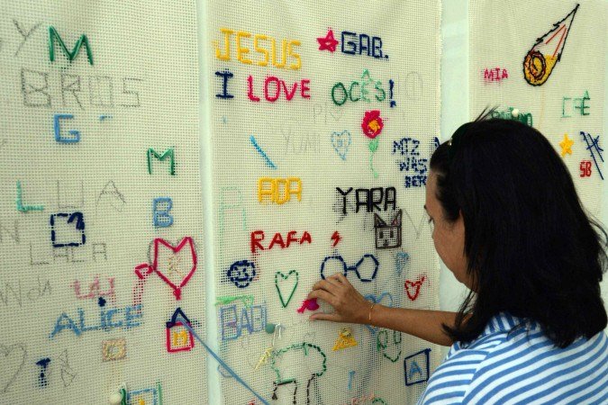  Visitante pode interagir com painel em um dos espaços