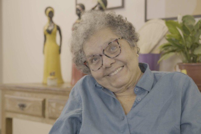 Cineasta Adélia Sampaio aos 81 anos