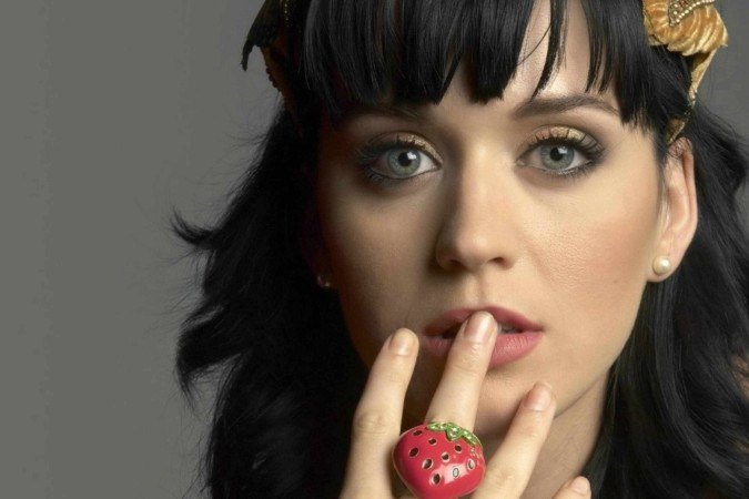 Katy Perry lança “Bandaids” e expõe feridas emocionais após fim com Orlando Bloom -  (crédito: TMJBrazil)
