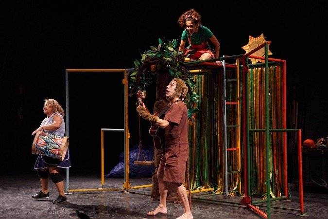 A menina cientista e o mistério 
do urro