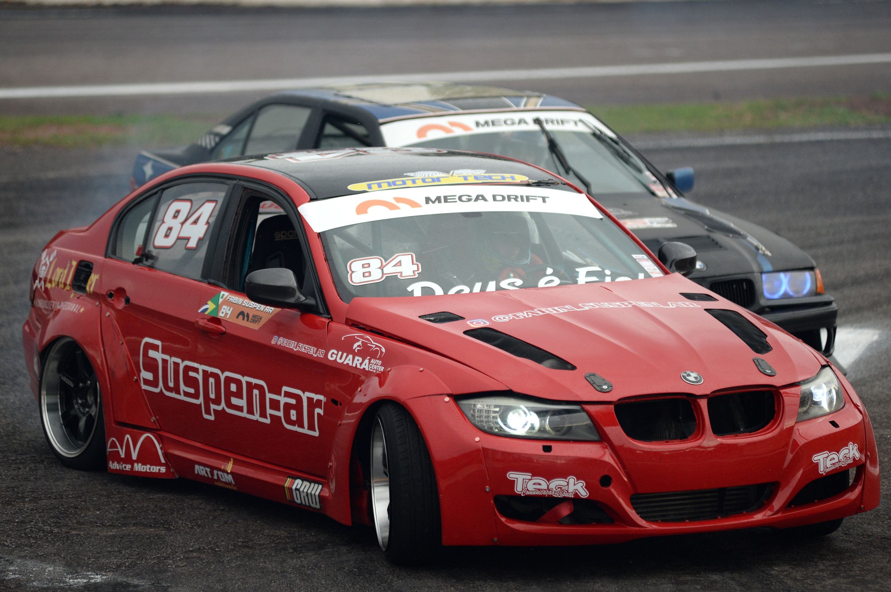 O campeonato Mega Drift Brasil segue neste domindo (9/11), no Parque da Cidade