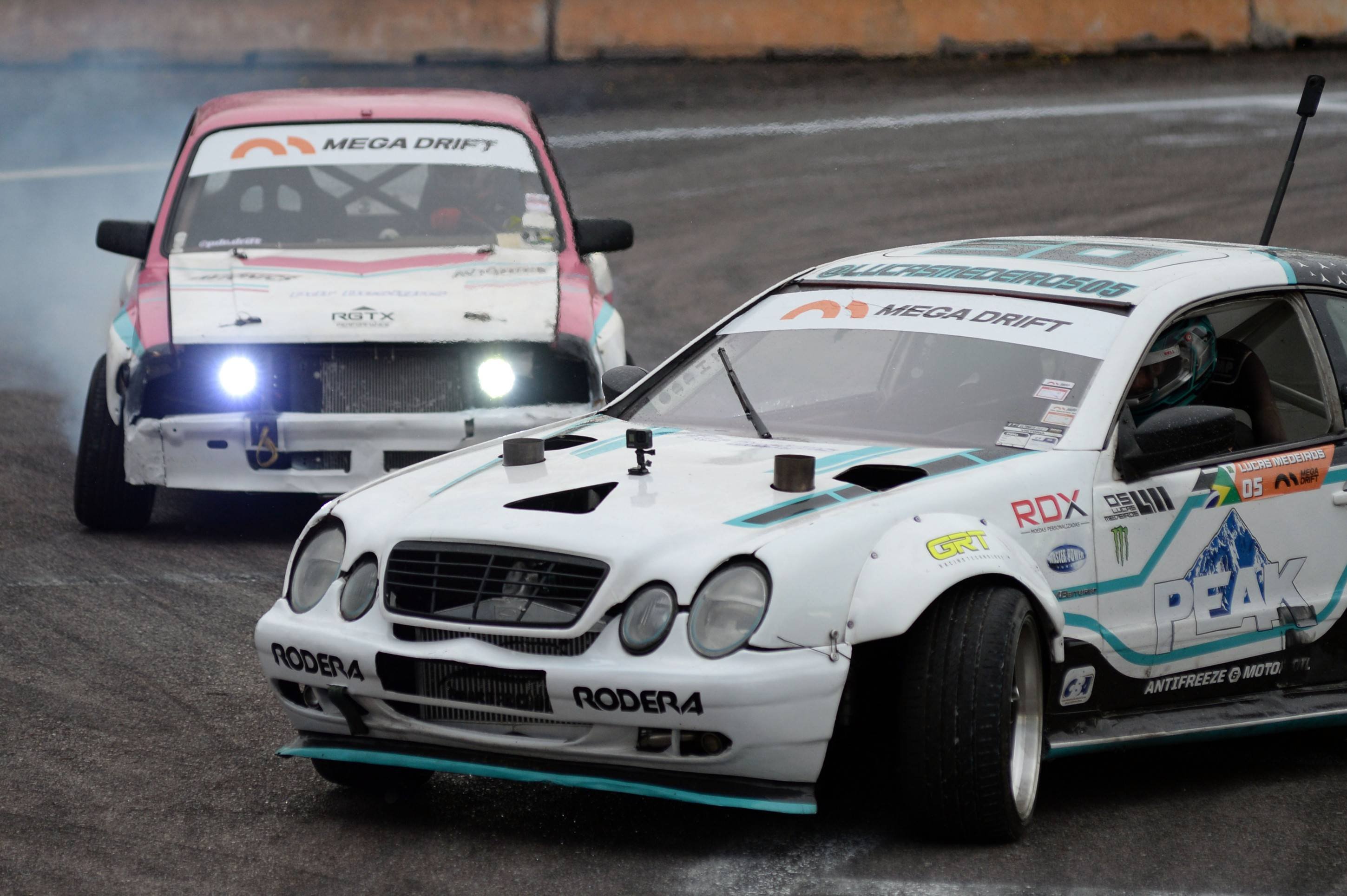 O campeonato Mega Drift Brasil segue neste domindo (9/11), no Parque da Cidade