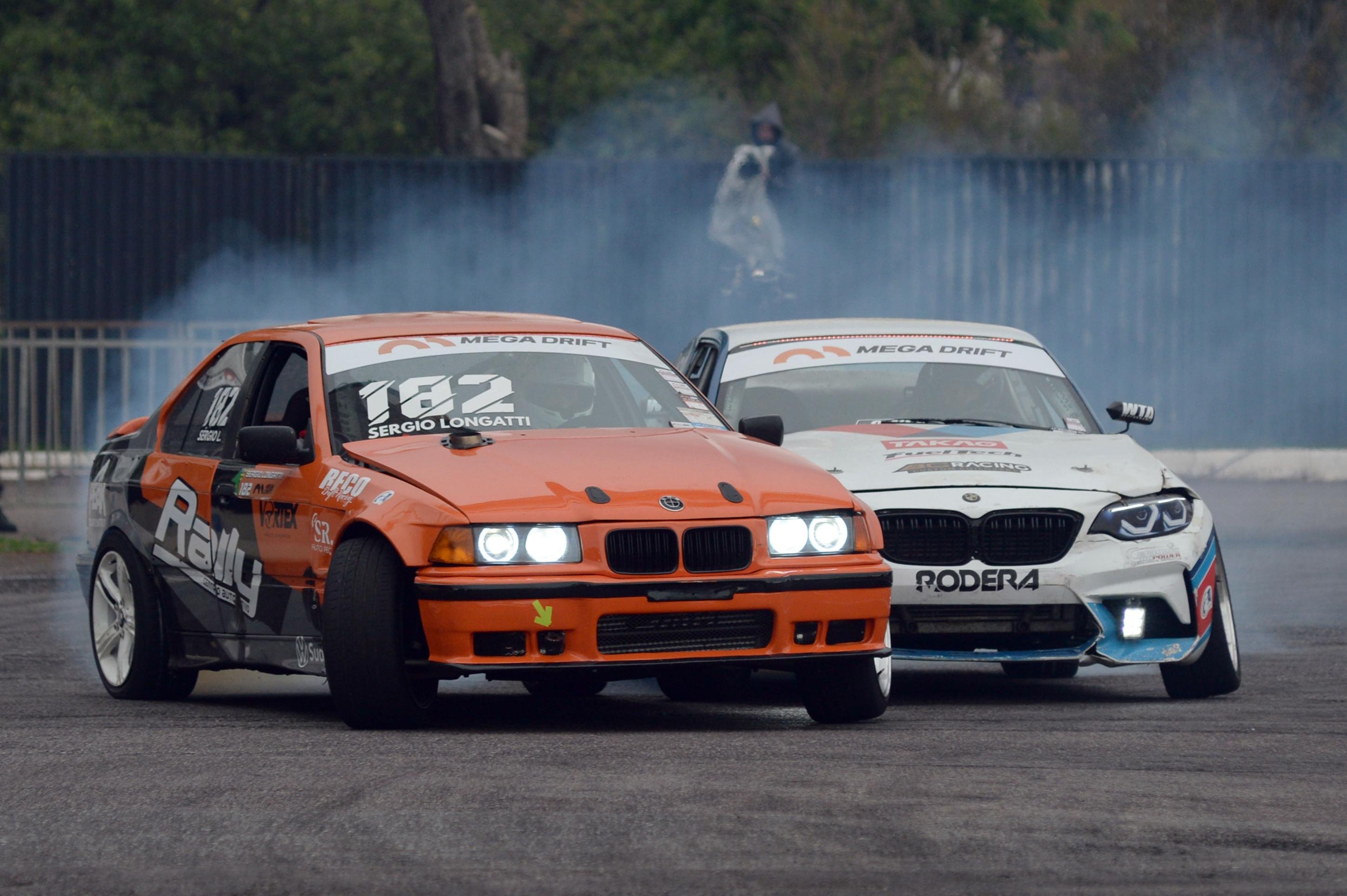 O campeonato Mega Drift Brasil segue neste domindo (9/11), no Parque da Cidade
