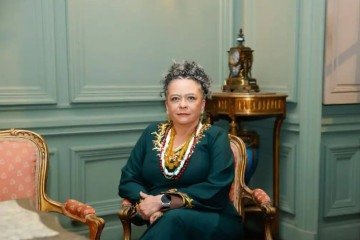 Ana Maria Gonçalves toma posse na ABL e se torna a primeira mulher negra imortal
- (crédito: Academia Brasileira de Letras/Reprodução) Ana Maria Gonçalves toma posse na ABL e se torna a primeira mulher negra imortal
- (crédito: Academia Brasileira de Letras/Reprodução)