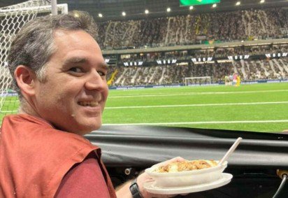 Leonardo surpreendeu muitos ao se afastar temporariamente da ESPN, canal esportivo onde trabalhava, revelando que tal decisão estava vinculada à necessidade de cuidar de sua saúde mental -  (crédito: Reprodução/Tupi FM) -Leonardo surpreendeu muitos ao se afastar temporariamente da ESPN, canal esportivo onde trabalhava, revelando que tal decisão estava vinculada à necessidade de cuidar de sua saúde mental -  (crédito: Reprodução/Tupi FM)