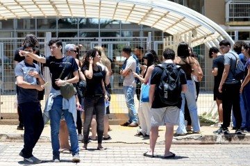 Primeiro dia de provas teve 27% de abstenção, mesmo número registrado no ano passado - (crédito: Marcelo Ferreira/CB/D.A Press) Primeiro dia de provas teve 27% de abstenção, mesmo número registrado no ano passado - (crédito: Marcelo Ferreira/CB/D.A Press)