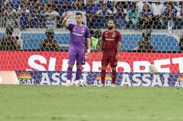 Fábio mostrou segurança no gol tricolor. Campeonato Brasileiro: Cruzeiro 0 x 0 Fluminense. Estádio do Mineirão (MG) - (crédito: Lucas Merçon/Fluminense) Fábio mostrou segurança no gol tricolor. Campeonato Brasileiro: Cruzeiro 0 x 0 Fluminense. Estádio do Mineirão (MG) - (crédito: Lucas Merçon/Fluminense)