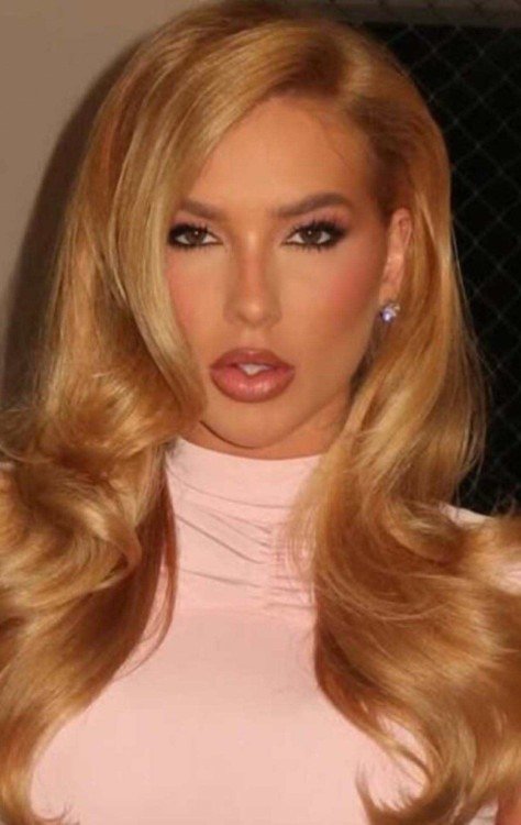 Mulher xinga Virginia no 'Teleton' e reação da famosa surpreende -  (crédito: Reprodução/Instagram)