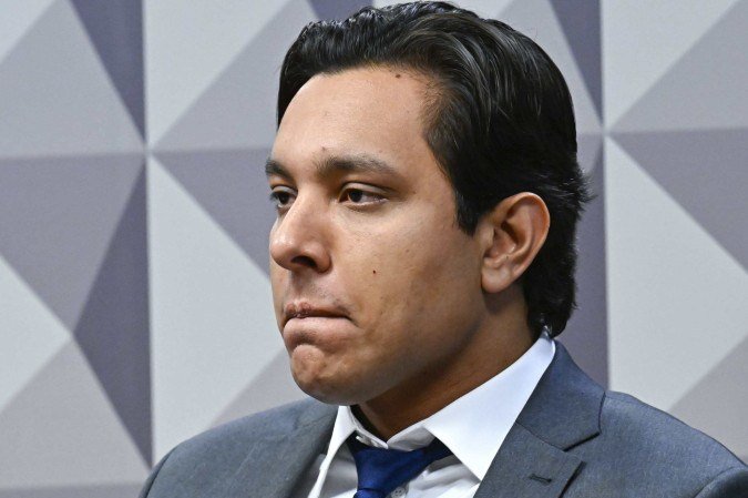  Comiss..o Parlamentar Mista de Inqu..rito do INSS - 2025 (CPMI - INSS) realiza oitiva de dirigente da Associa....o de Amparo Social ao Aposentado e Pensionista (AASAP)...O objetivo da comiss..o .. investigar fraudes no Instituto Nacional do Seguro Social (INSS), envolvendo descontos irregulares em benef..cios de aposentados e pensionistas. A CMPI .. formada por senadores e deputados, num total de 32 titulares e igual n..mero de suplentes. ..Mesa: .dirigente da Associa....o de Amparo Social ao Aposentado e Pensionista (AASAP), Igor Dias Delecrode, em pronunciamento...Foto: Waldemir Barreto/Ag..ncia Senado
     -  (crédito:  Waldemir Barreto/Agência Senado)