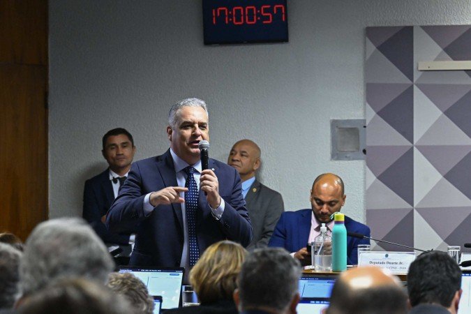Relator pressiona por condução de Jucimar após ausência na CPMI