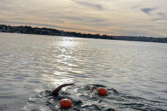 Bras&iacute;lia recebe prova in&eacute;dita de nata&ccedil;&atilde;o em &aacute;guas abertas
