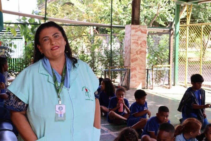 Aos 12 anos, Antônia vivia longe da família e passou a sobreviver nas ruas de Campo Maior, no Piauí. Depois, passou por Recife e Manaus até se firmar em Brasília