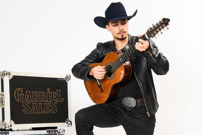 ‘Príncipe do Agronejo’ apresenta repertório diferenciado com viola caipira e corridos mexicanos - (crédito: Reprodução/Instagram) ‘Príncipe do Agronejo’ apresenta repertório diferenciado com viola caipira e corridos mexicanos - (crédito: Reprodução/Instagram)