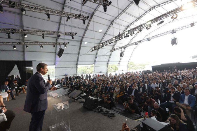 Governador Tarcísio de Freitas discursa na Summit Agenda SP+Verde, em São Paulo - (crédito: Reprodução/Summit Agenda SP+Verde) Governador Tarcísio de Freitas discursa na Summit Agenda SP+Verde, em São Paulo - (crédito: Reprodução/Summit Agenda SP+Verde)