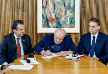 Decreto reduz o prazo do repasse financeiro das operadoras aos estabelcimentos de 30 para 15 dias -  (crédito: Ricardo Stuckert/PR) -Decreto reduz o prazo do repasse financeiro das operadoras aos estabelcimentos de 30 para 15 dias -  (crédito: Ricardo Stuckert/PR)