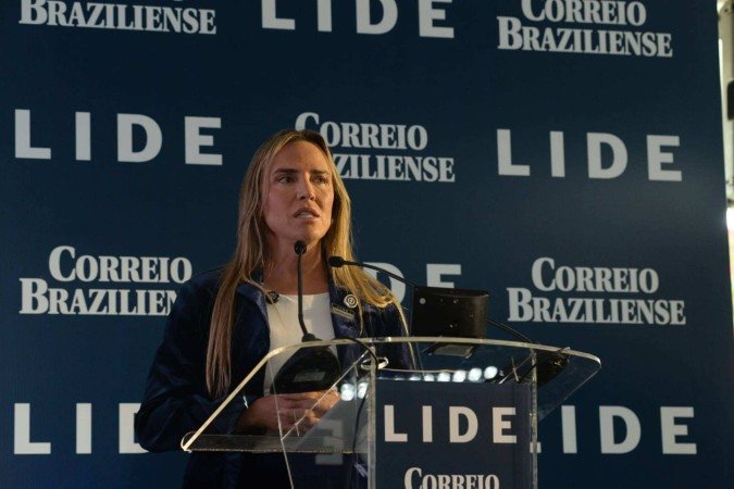 Celina usou um tom firme ao defender que o tema da segurança pública ultrapassa fronteiras partidárias e precisa envolver toda a sociedade - (crédito: Marcelo Ferreira/C.B/D.A Press) Celina usou um tom firme ao defender que o tema da segurança pública ultrapassa fronteiras partidárias e precisa envolver toda a sociedade - (crédito: Marcelo Ferreira/C.B/D.A Press)