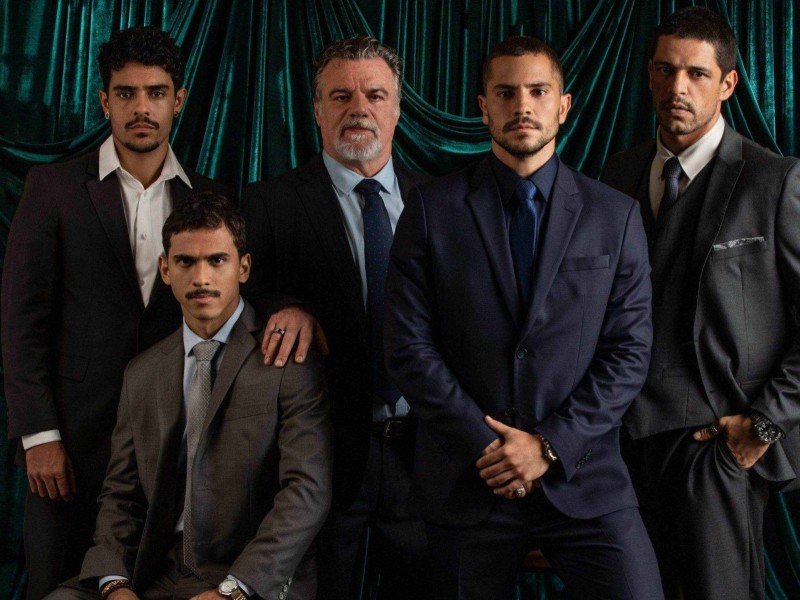 ‘Os Donos do Jogo’ acompanha a disputa entre quatro famílias rivais que dominam o submundo do jogo do bicho no Rio de Janeiro -  (crédito: Divulgação )