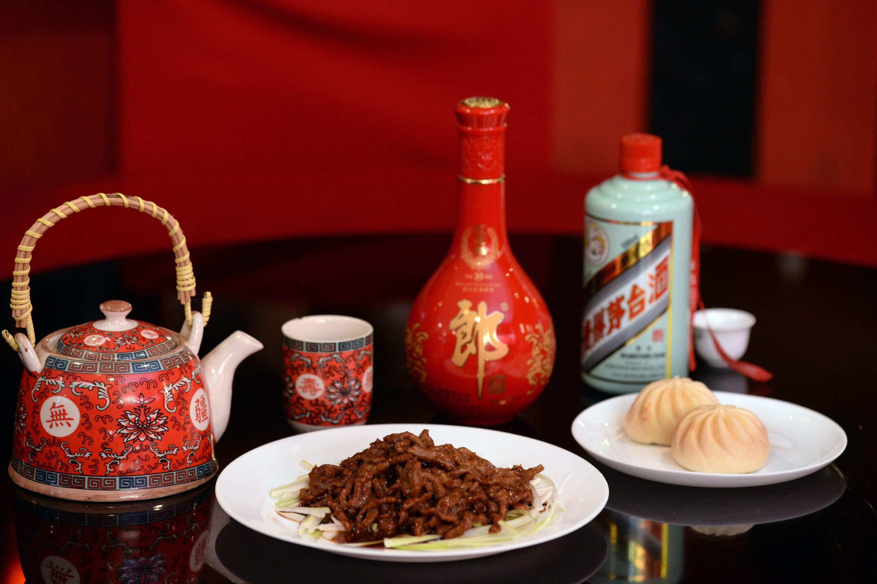 Tradição à mesa: confira um roteiro por restaurantes de comida chinesa