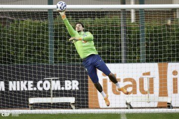 Recuperado de lesão, Ederson retorna à Seleção após quase um ano -  (crédito: Rafael Ribeiro/CBF)