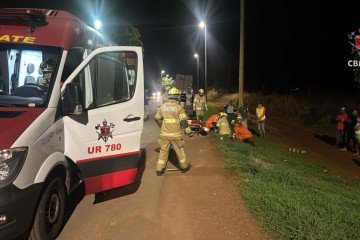 A ocorrência mobilizou três viaturas do Corpo de Bombeiros - (crédito: CBMDF/Divulgação) A ocorrência mobilizou três viaturas do Corpo de Bombeiros - (crédito: CBMDF/Divulgação)