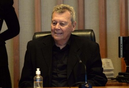  12/11/2025 CrÃ©dito: Marcelo Ferreira/CB/D.A Press. Brasil. BrasÃ­lia - DF -  A CÃ¢mara Legislativa do Distrio Federal concede o tÃ­tulo de CidadÃ£o HonorÃ¡rio de BrasÃ­lia ao Presidente do Flamento Luis Eduardo Baptista. Convidado da serinÃŽnia ex-goleiro Raul Plassmann.