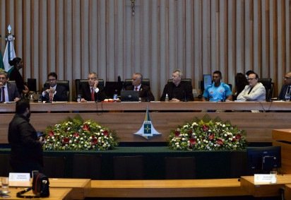  12/11/2025 CrÃ©dito: Marcelo Ferreira/CB/D.A Press. Brasil. BrasÃ­lia - DF -  A CÃ¢mara Legislativa do Distrio Federal concede o tÃ­tulo de CidadÃ£o HonorÃ¡rio de BrasÃ­lia ao Presidente do Flamento Luis Eduardo Baptista.