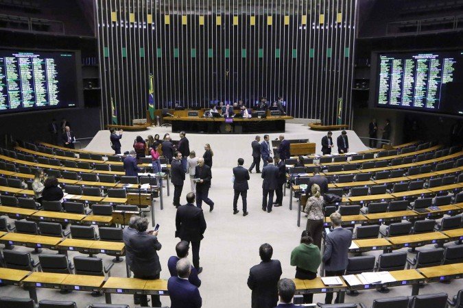 Lula exonera três ministros por emendas para Orçamento de 2026