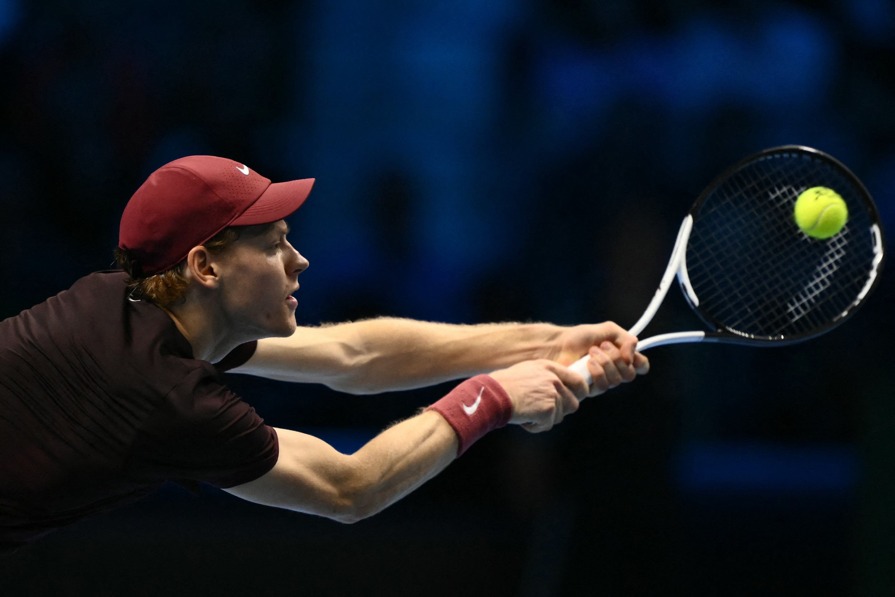 Jannik Sinner e Carlos Alcaraz estão invictos no ATP Finals