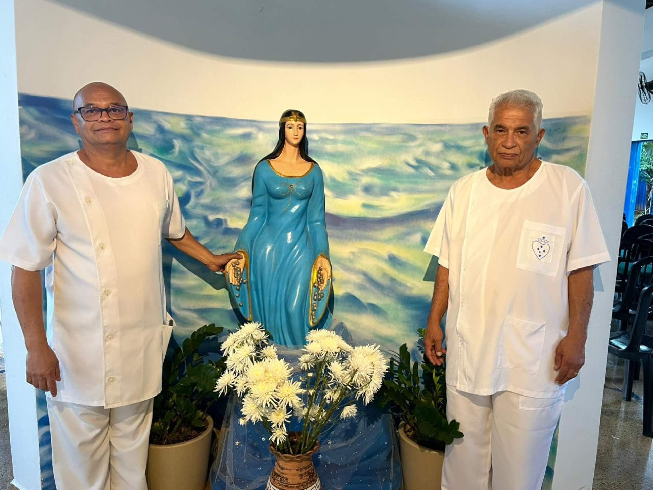 Gilberto Marcos, Adjunt&oacute; do Terreiro, e Celsio da Costa, presidente espiritual do CEANSG (da esquerda para a direita)