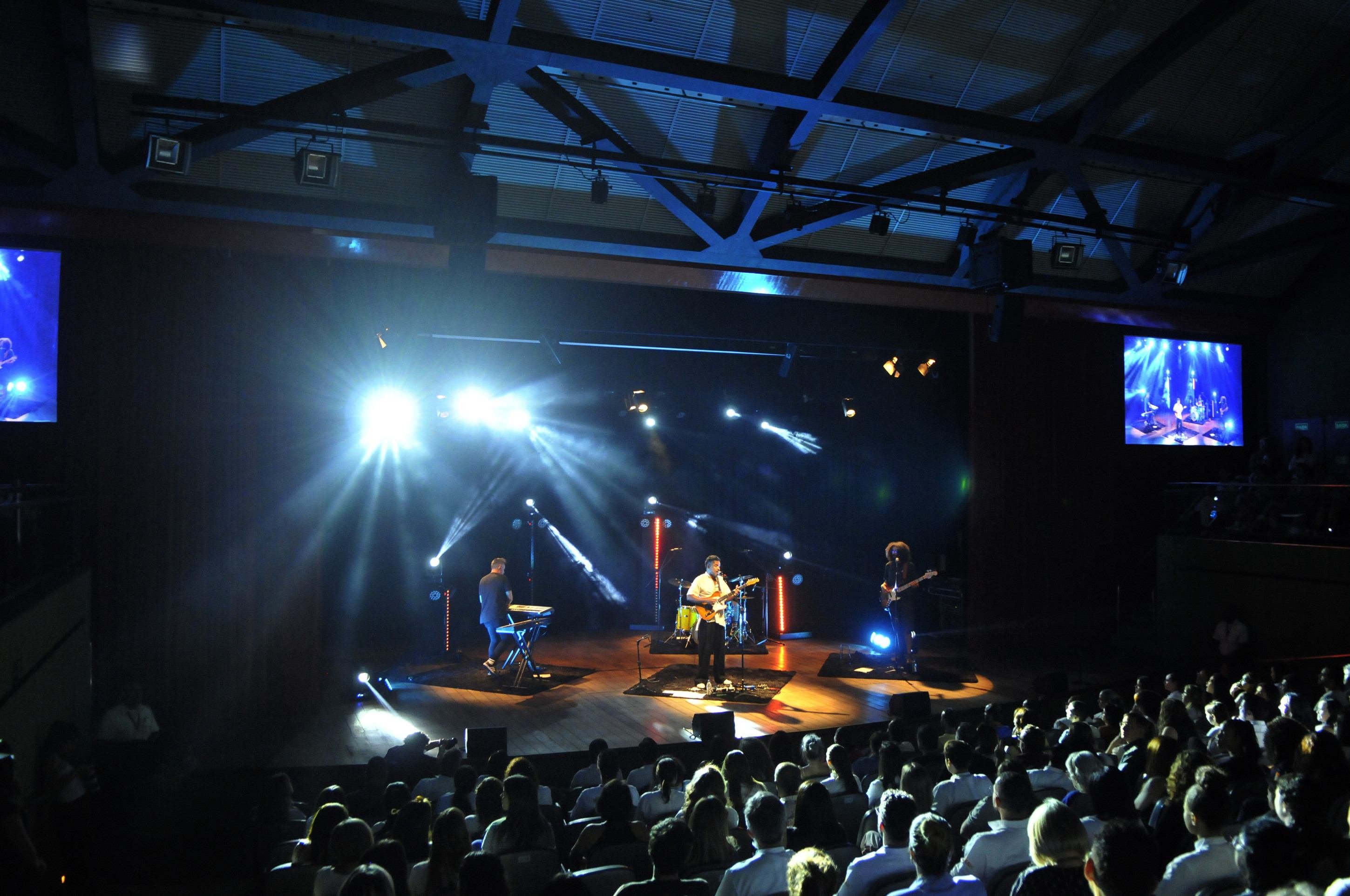  13.11.2025. Guilherme Felix CB/DA Press. show do Alexandre Carlos, do Natiruts, no Sarah