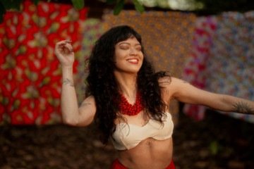 O videoclipe acumula mais de 30 mil visualizações no Youtube -  (crédito: Reprodução)