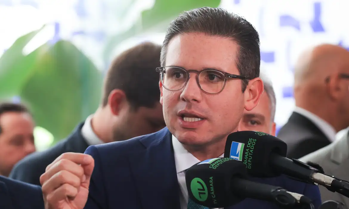 'Essa disputa não me move. O que me move é o essencial: endurecer penas, enfrentar a impunidade e responder ao pedido mais legítimo da sociedade', disse Motta. - (crédito: Lula Marques/Agência Brasil) 'Essa disputa não me move. O que me move é o essencial: endurecer penas, enfrentar a impunidade e responder ao pedido mais legítimo da sociedade', disse Motta. - (crédito: Lula Marques/Agência Brasil)