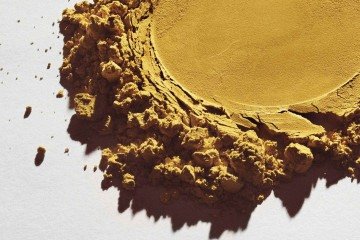 O resultado da Solein é um pó amarelo, com sabor neutro e textura semelhante à farinha - (crédito: Solar foods ) O resultado da Solein é um pó amarelo, com sabor neutro e textura semelhante à farinha - (crédito: Solar foods )