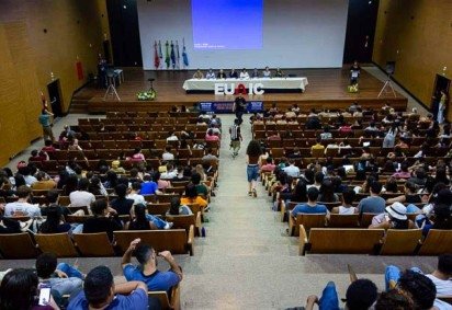 O Auditório da ADUnB deu espaço para a cerimônia de premiação dos destaques do 31º Congresso de Iniciação Científica da UnB e 22º Congresso de Iniciação Científica do Distrito Federal. 

     -  (crédito:  Luis Gustavo Prado)