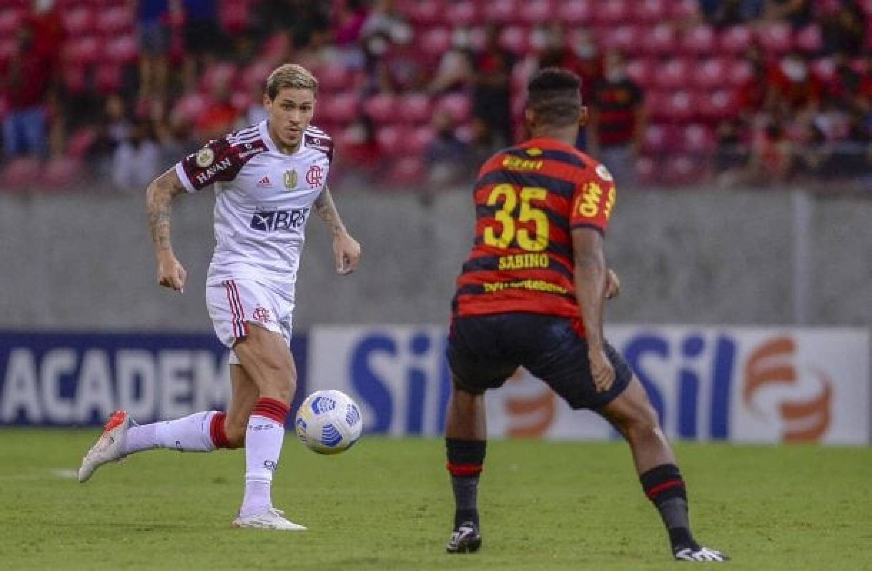 Pedro deu assistência em Flamengo x Sport, na Arena Pernambuco, em 2021 - (crédito: Foto: Marcelo Cortes / Flamengo) Pedro deu assistência em Flamengo x Sport, na Arena Pernambuco, em 2021 - (crédito: Foto: Marcelo Cortes / Flamengo)