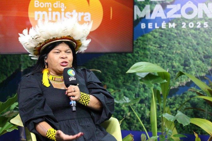 Em Belém, Sonia Guajajara defende forte presença indígena na COP30