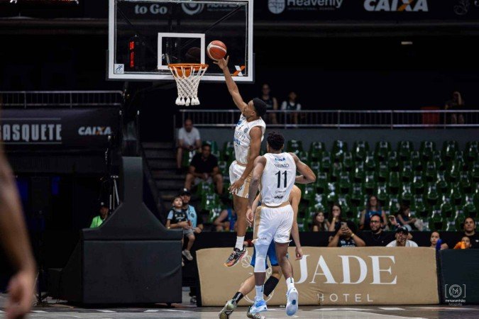 Ala-pivô de 1,96m de altura, Beller está em evolução no Brasília -  (crédito: Matheus Maranhão/Caixa Brasília Basquete)