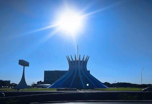 Ed Alves CB/DA Press