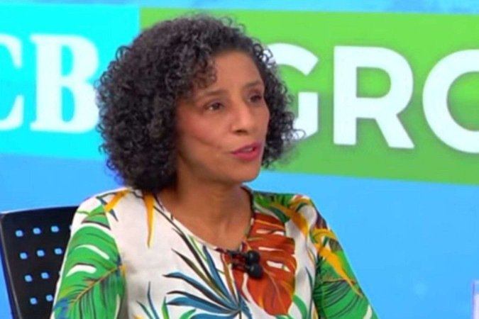 Esther Baldez saiu da cidade para se tornar produtora de mel e tilápia -  (crédito: CB)