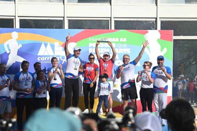 O percurso da corrida totalizou 18 quilômetros 