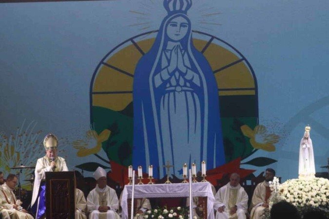 Maior estátua de Nossa Senhora de Fátima do mundo é inaugurada no Crato