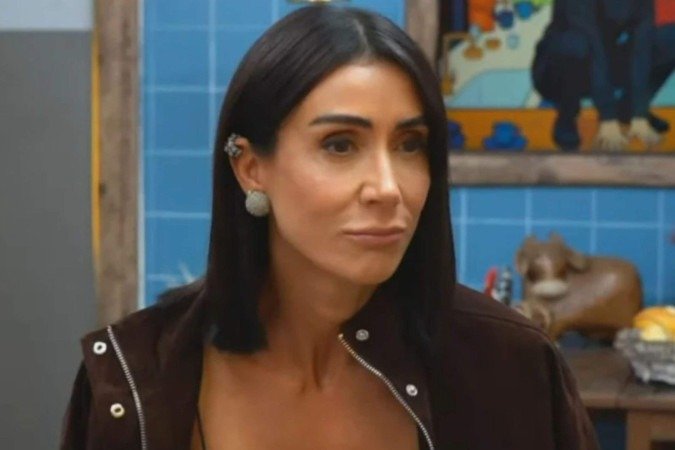 Michelle Barros assume mentira sobre vida pessoal: 'Não sou casada' - (crédito: Reprodução/Youtube) Michelle Barros assume mentira sobre vida pessoal: 'Não sou casada' - (crédito: Reprodução/Youtube)