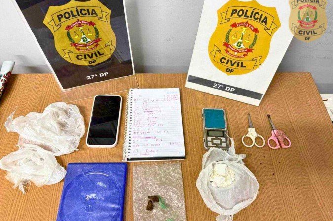 Dono de distribuidora é preso por tráfico de drogas em estabelecimento no Recanto das Emas -  (crédito: PCDF/Divulgação)