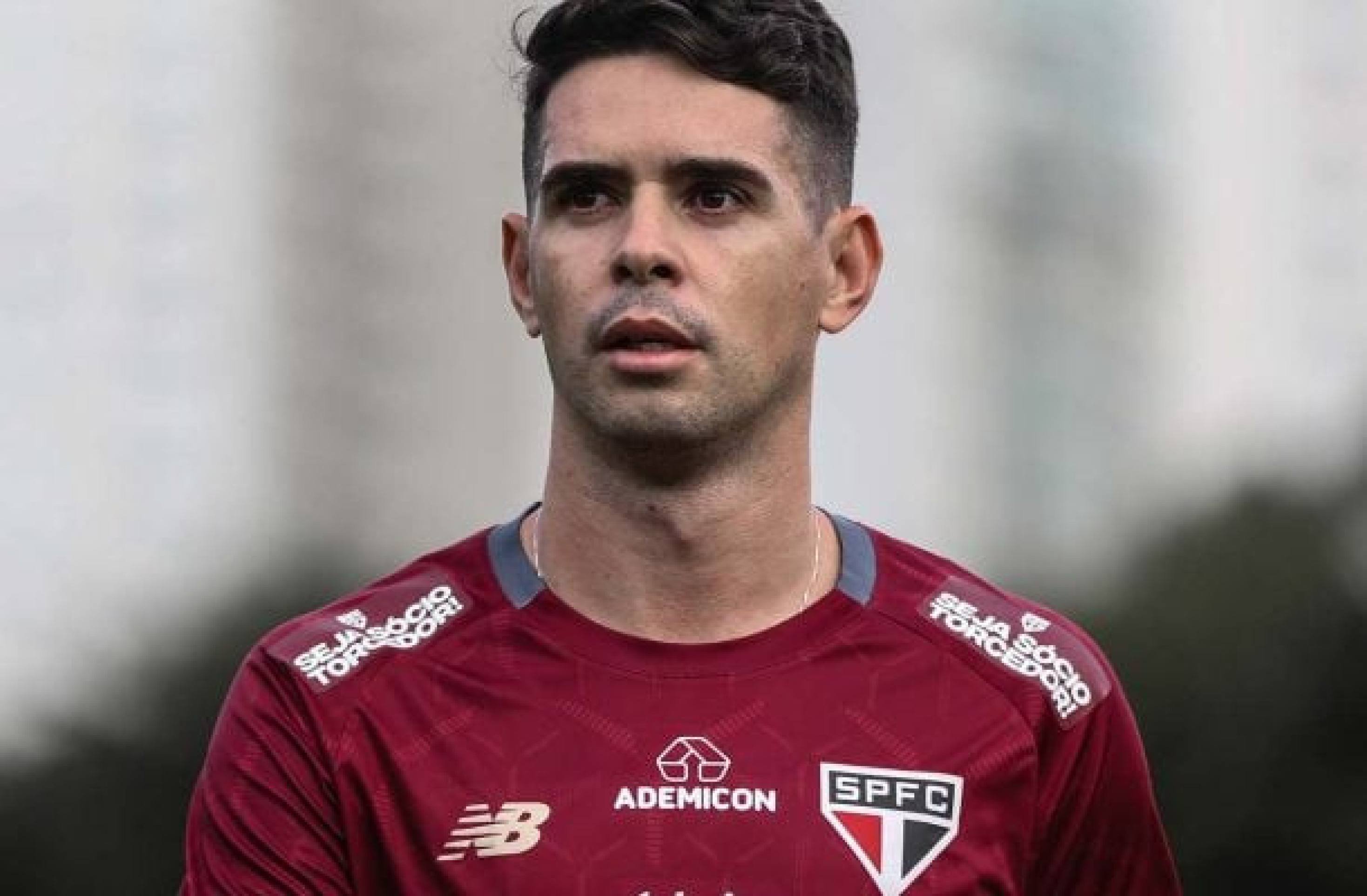 Oscar, do São Paulo, recebe alta hospitalar - (crédito: Foto: Rubens Chiri/SPFC) Oscar, do São Paulo, recebe alta hospitalar - (crédito: Foto: Rubens Chiri/SPFC)